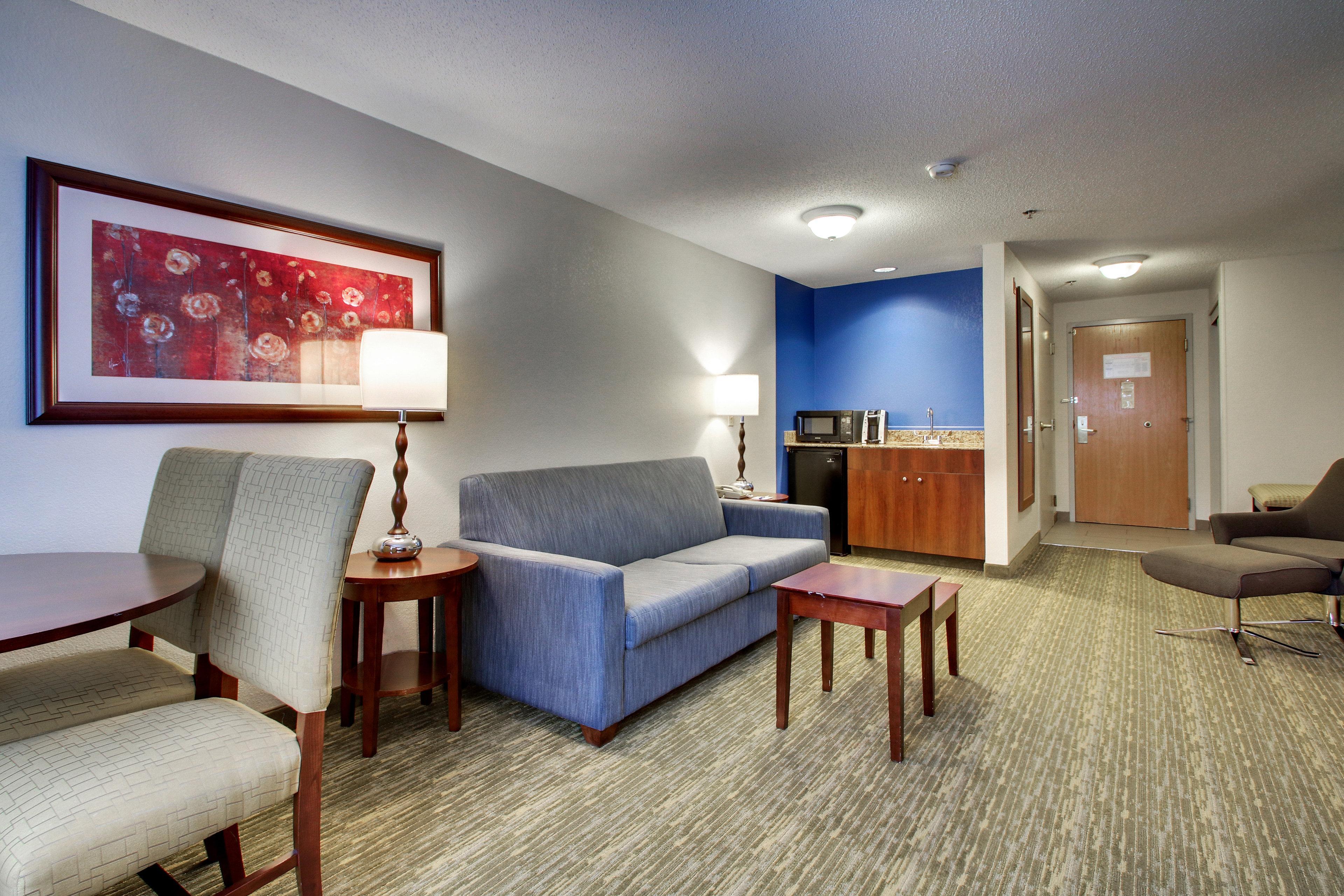 Holiday Inn Express & Suites - Lincoln East - White Mountains By Ihg Exterior foto