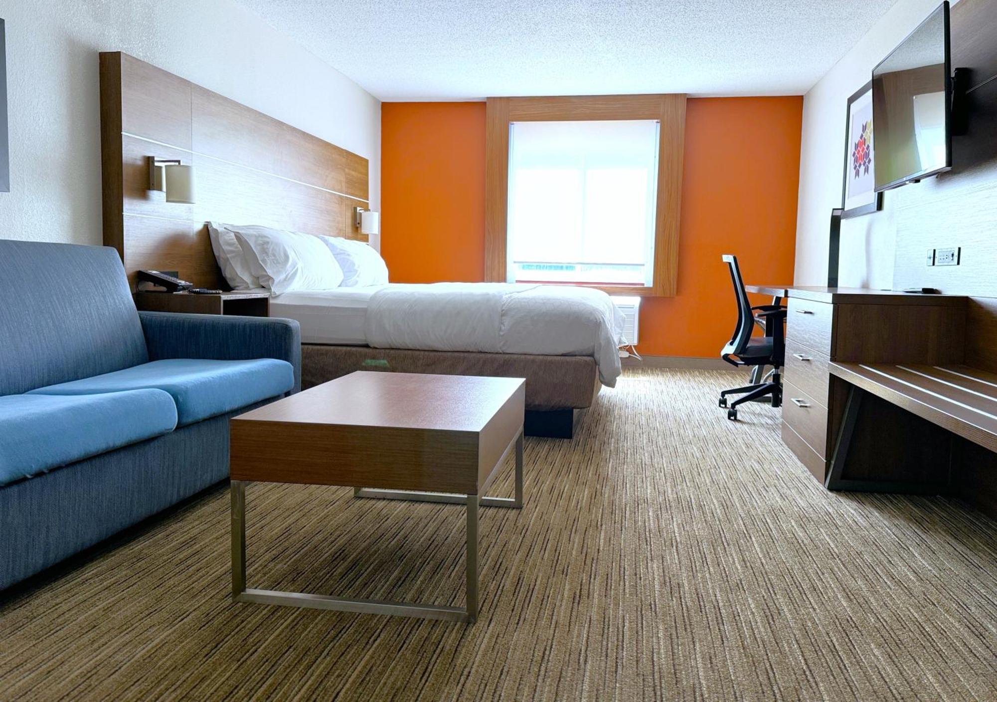 Holiday Inn Express & Suites - Lincoln East - White Mountains By Ihg Exterior foto